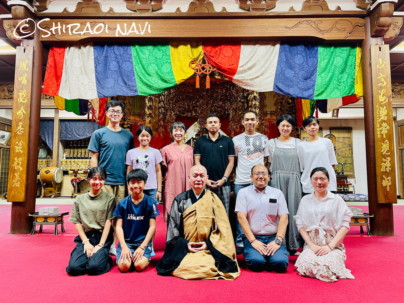 北海道白老町の禅照寺では無料で坐禅体験できます。今回体験したのはこのメンバー。